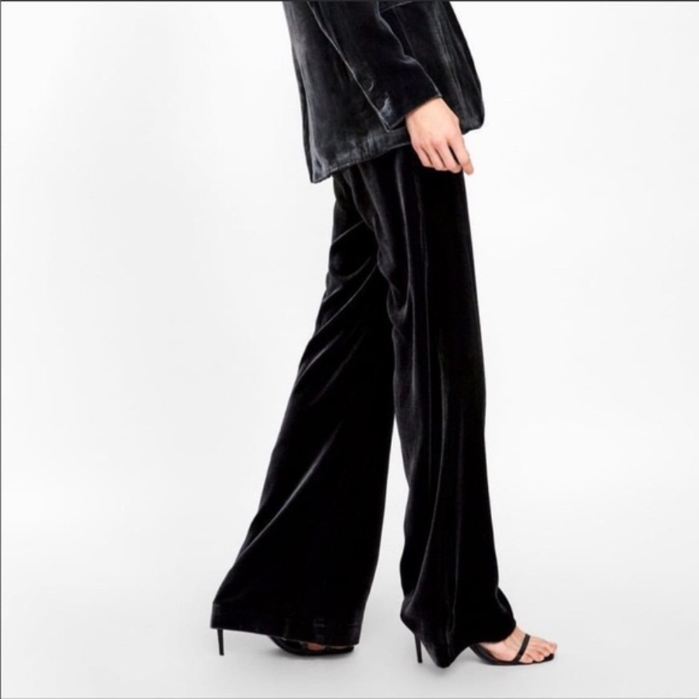 ZARA Velvet Pull-On Pants